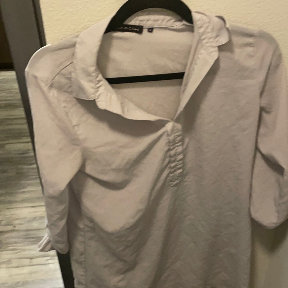 Lightweight gray, size small, 3/4 sleeves